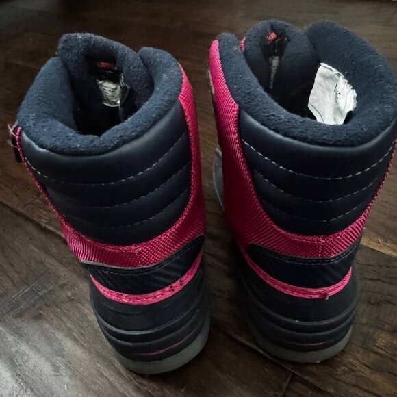 3M THINSULATE Girl’s Insulated Boots in Black/Pink - Size 1 - Picture 2 of 5